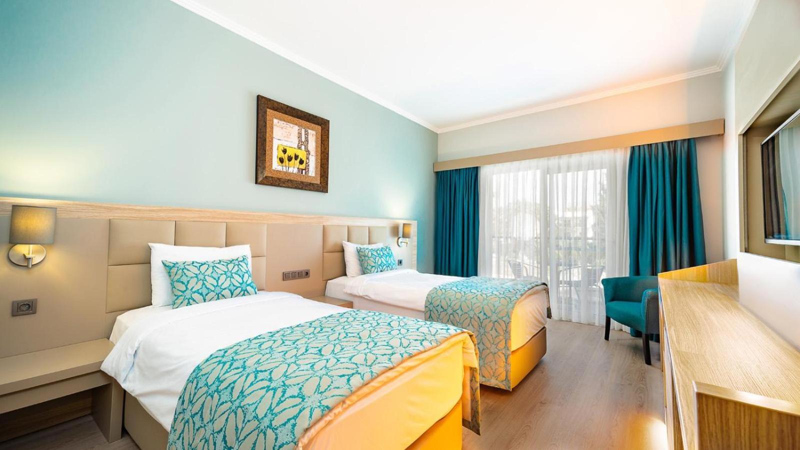 Aqua Fantasy Aquapark Hotel & Spa 쿠사다시 외부 사진