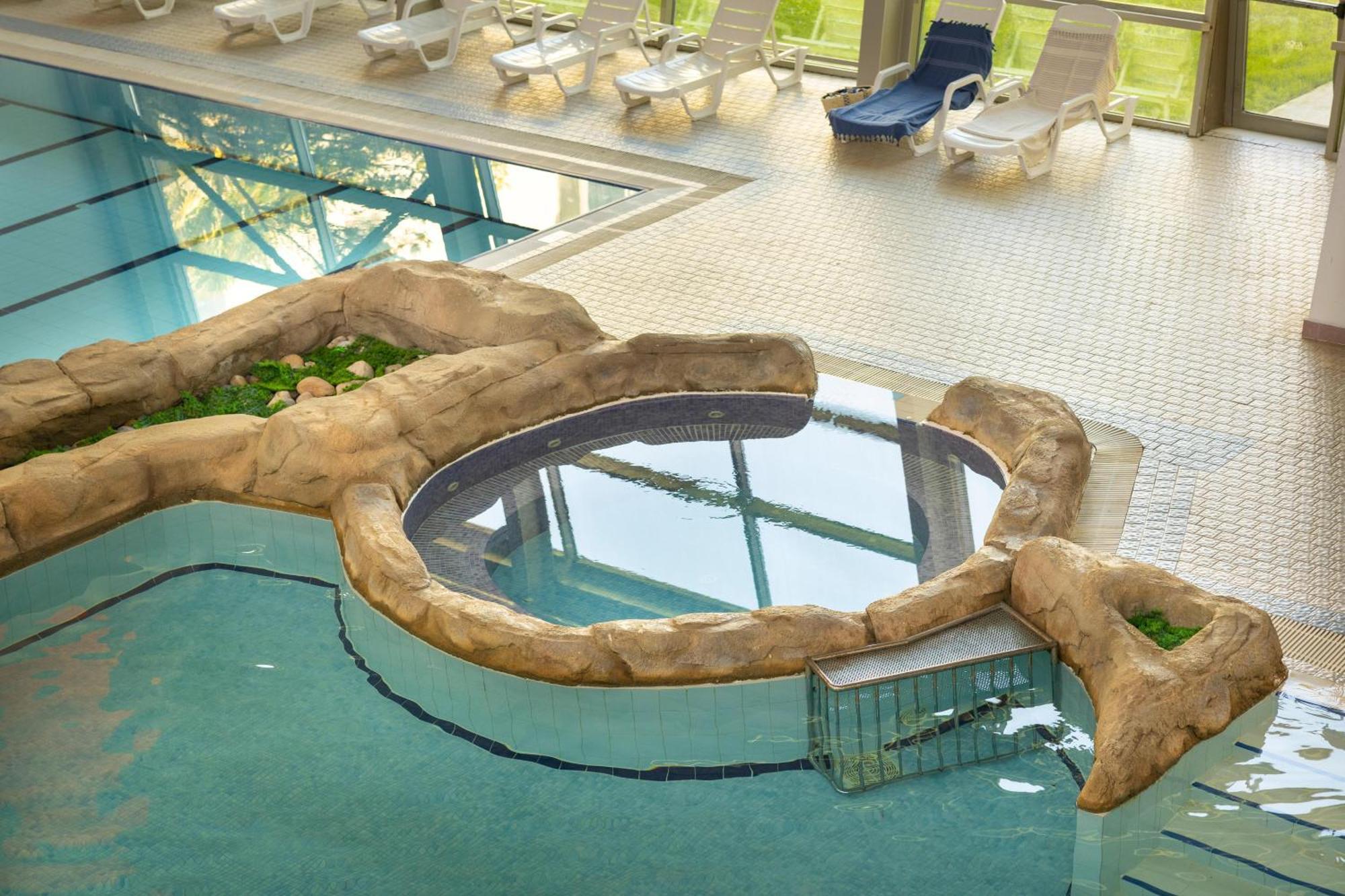 Aqua Fantasy Aquapark Hotel & Spa 쿠사다시 외부 사진